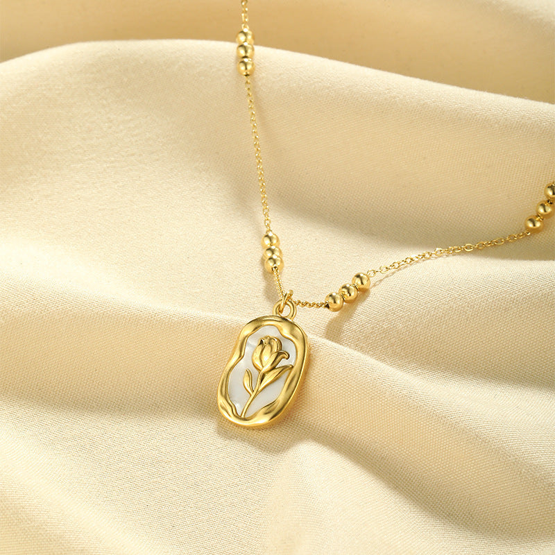 Golden Rose Shell Necklace